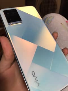 vivo y21 64gb with box and charger