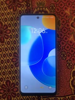 4+4 ram 128 Gb memory 5000 mAh Battery
