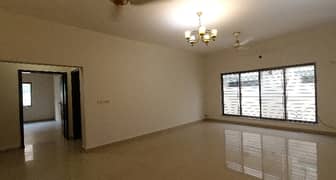 Get An Attractive House In Lahore Under Rs. 55000000