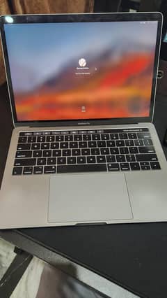 macbook pro 2017 16/256