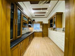 10 MARLA FULL HOUSE AVAILABLE FOR RENT IN SECTOR C BAHRIA TOWN RAWALPINDI