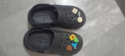 Crocs/casual