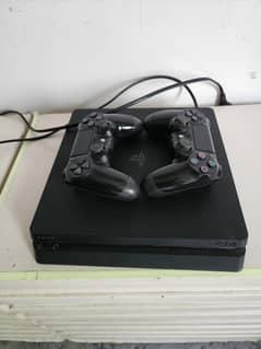 PS4
