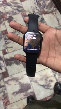 Apple watch series 8
