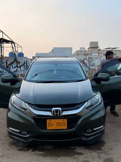 Honda vezel 2014 2017/18 best fuel efficient hybrid car mint condition