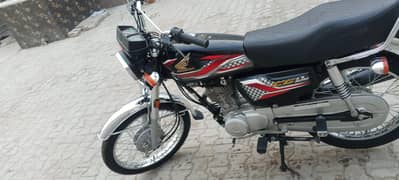 Honda 125 bike