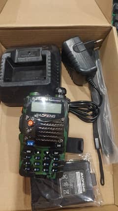 Baofeng UV5R Wireless Walkie Talkie