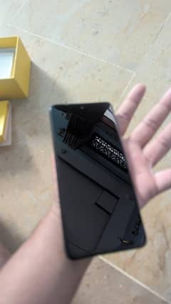 Poco x3pro urgent sell cntct nmbr 03113284548