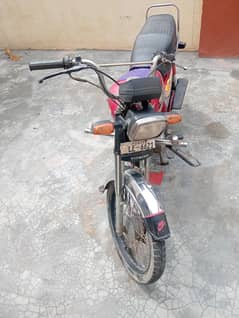 Honda cd70 all ok hy geniun engine hy