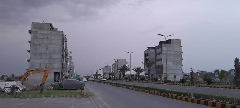 Own A Prime Location Residential Plot In 5 Marla Lahore 4