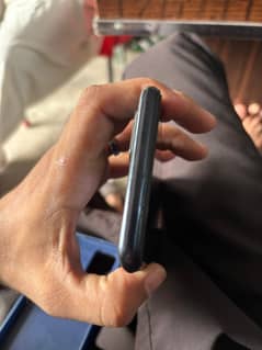 oppo F19 with box charger