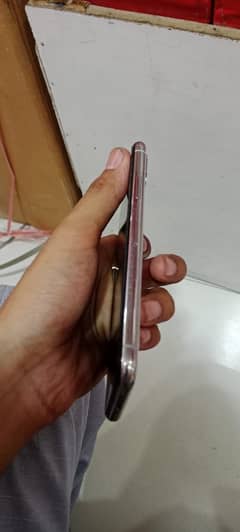 iPhone X non pta hai 64 gb battery 76 hai all okay phone water pack