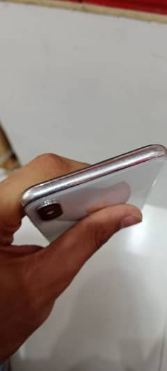 iPhone X non pta hai 64 gb battery 76 hai all okay phone water pack