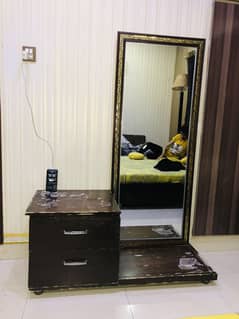 Dressing table with mirror