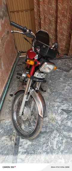 Honda CD 70 2024