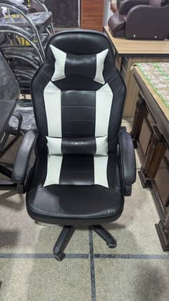 Office Ceo chair / Boss chair / gaming chair / computer chair.