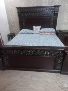 pure wooden bed set