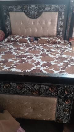 bed shocked dressing