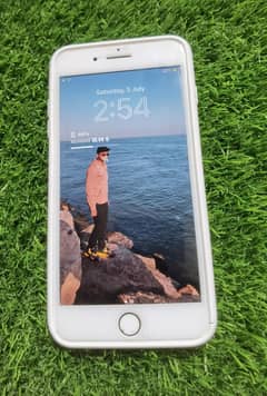 iphone 8plus [read ad kindly]