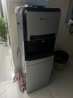 Water dispenser 1.5 years used only