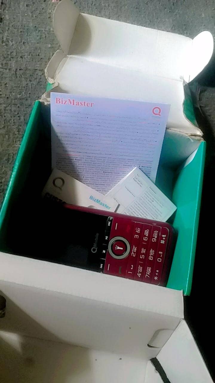 Qmobile khiladi buttons mobile with box for sale 1
