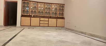 GROUND