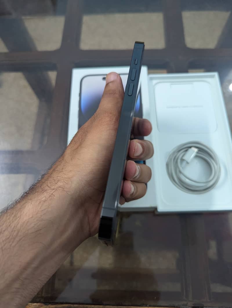 Iphone 14 pro max 2