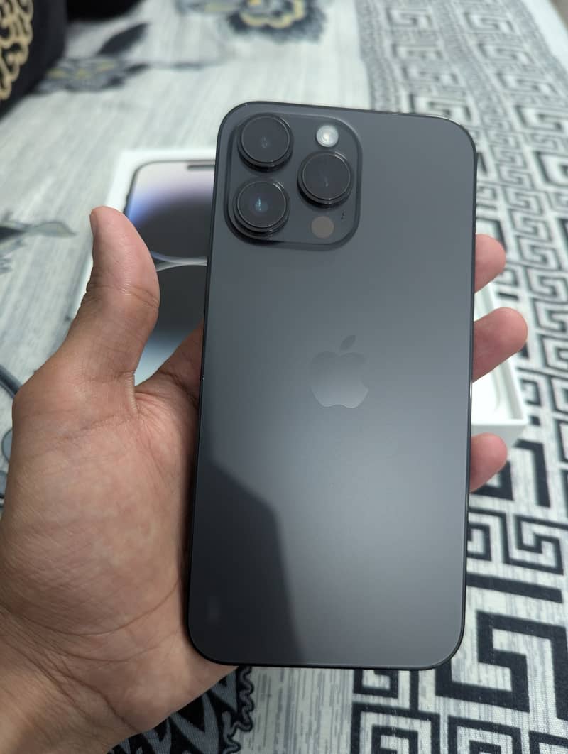 Iphone 14 pro max 5