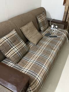 7 seater check printed sofa with cushions