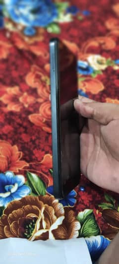 Infinix Hot 30 play