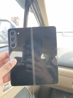 Samsung Galaxy Z Fold 5 – 12GB/256GB | NON PTA | Like New