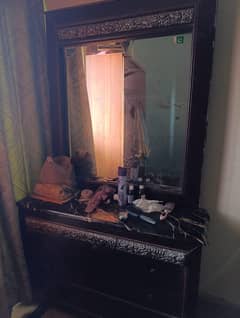 Dressing Table. Urgent sale