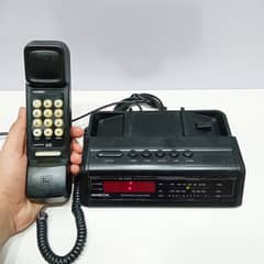 1980s WINDSOR AM/FM Clock Radio and Telephone Combo