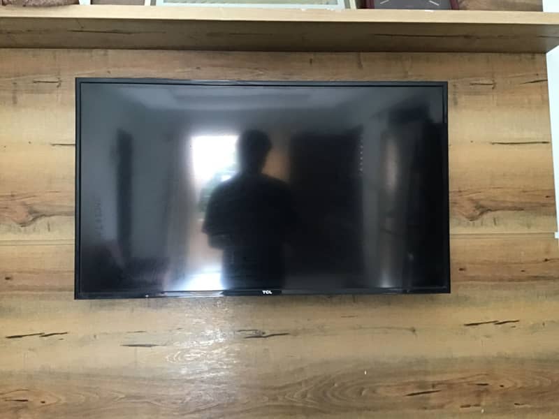 TCL 43 inches led plain not android 1