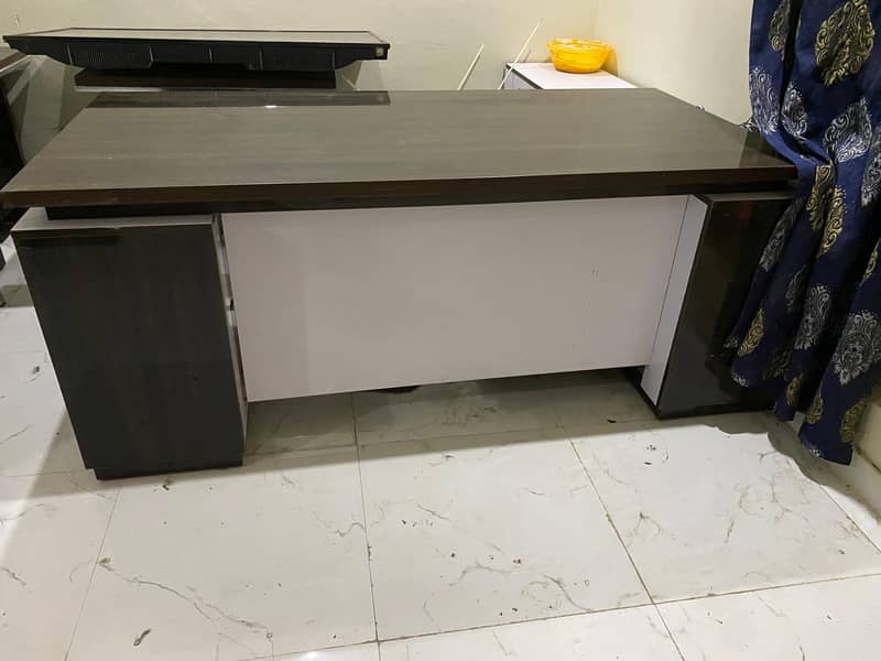 Office Table Executive Table & 2 Table For Sale Read Add 1