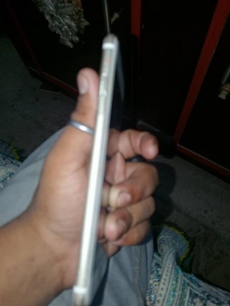 I phone 6s Plus Just Fingerprint not working button O. K PTA 3