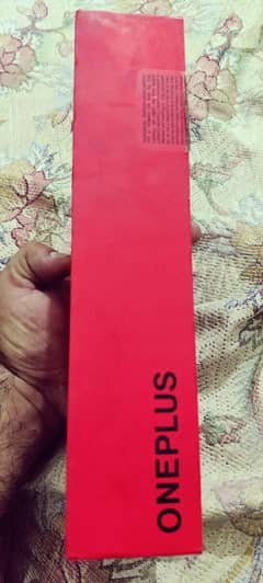 One Plus 8 (8/128)