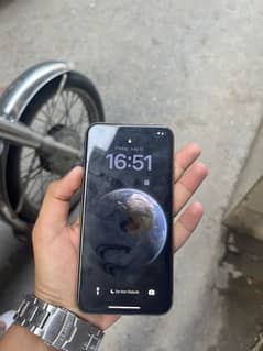 Iphone 11 pro factory unlock