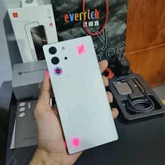 red Magic 10 Pro Plus. 16/512 GB 03247516263 my whatsapp number