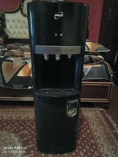 Homage water dispenser brand new condition