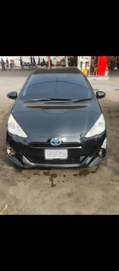  Toyota Aqua S Push Start 2015 | Pearl Black | Urgent Sale