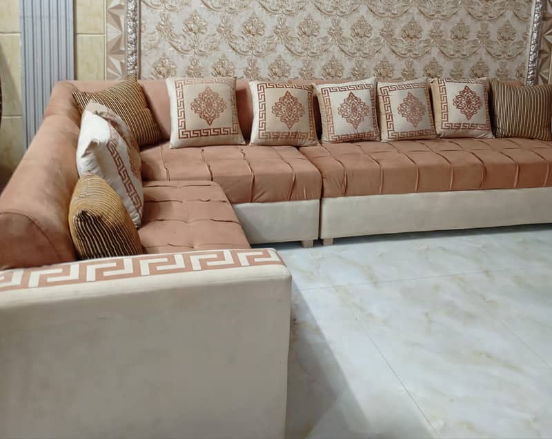 10 seater L shape sofa ( neat condition) 6
