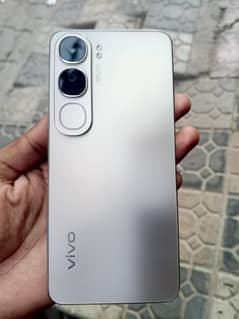 Y200