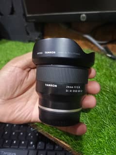 Tamron     24mm  2.8
