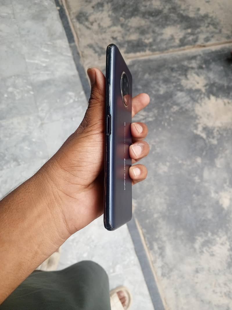 infnix note7 4/64 with box gaming device 3