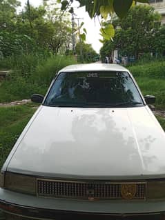 Toyota Corolla 86 model ( urgent sall)