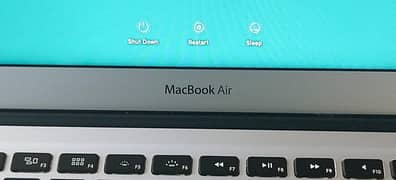 Apple MacBook for Sale – Excellent Condition – Urgent Deal