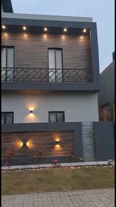 9 Marla Luxury New House For Sale
