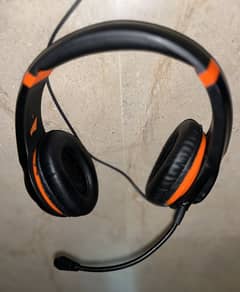 Headphone