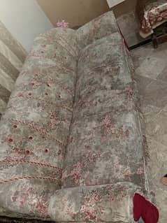 5 seater sofa set in perfect condition
